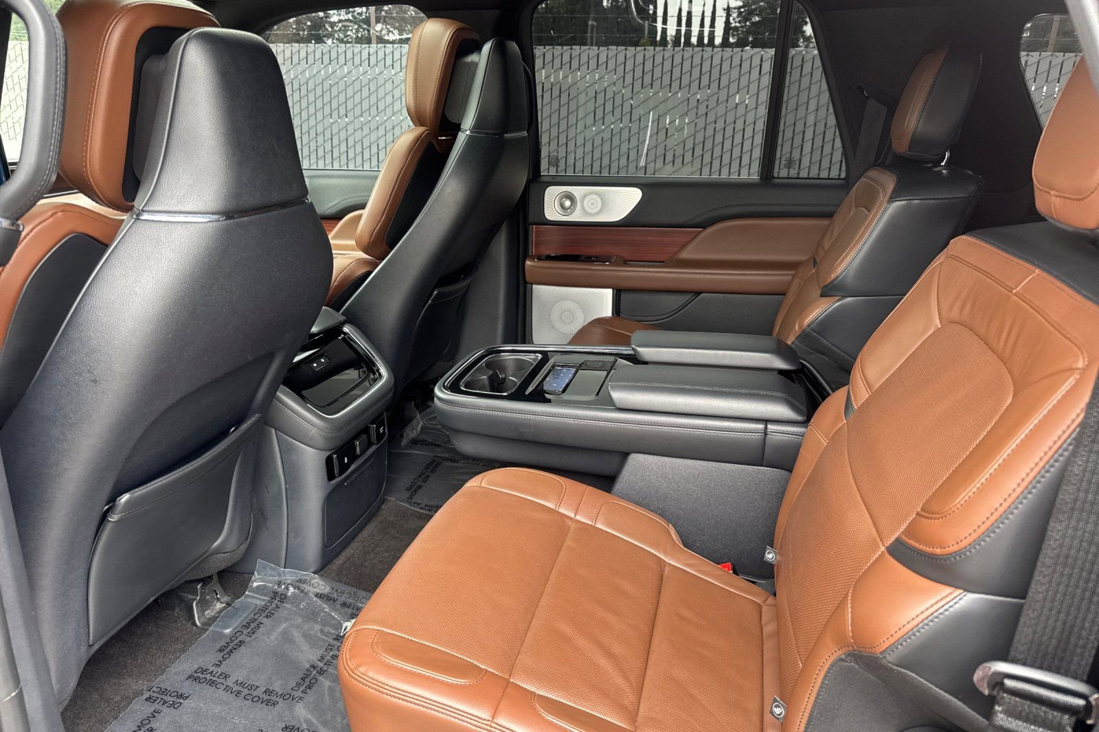 Certified 2023 Lincoln Navigator L Reserve AWD/4WD image 12