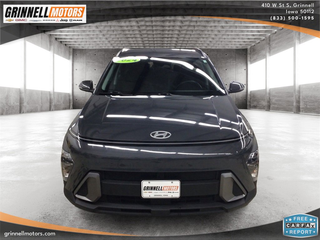 Used 2024 Hyundai Kona SEL w/ Convenience Package image 2
