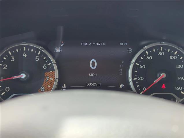 Used 2023 Jeep Renegade Trailhawk AWD/4WD image 12
