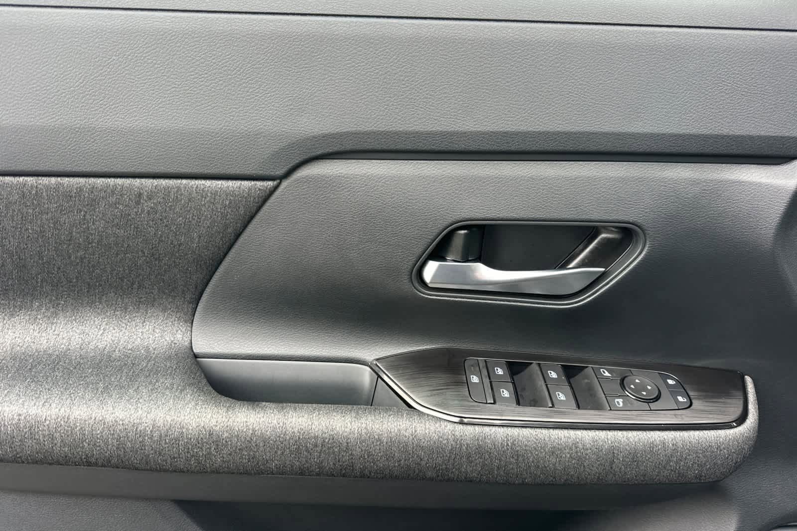 New 2026 Nissan Kicks SV w/ SV Premium Package image 12