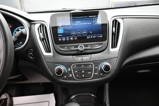 Used 2025 Chevrolet Malibu LT FWD image 10