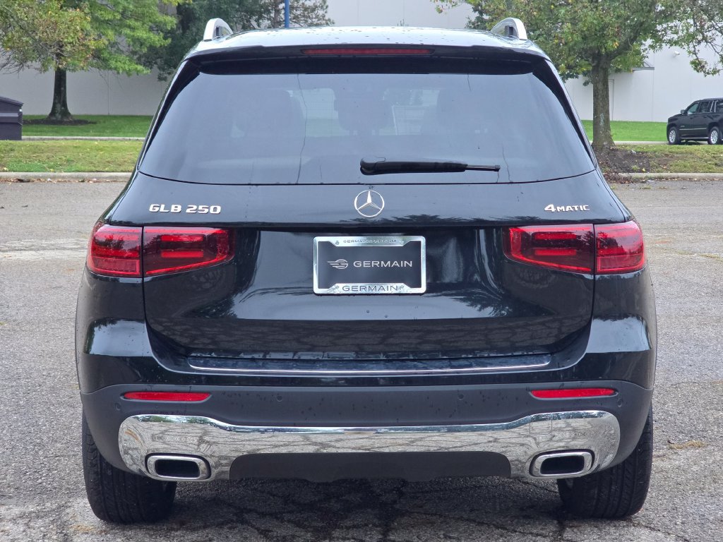 New 2026 Mercedes-Benz GLB 250 4MATIC image 15