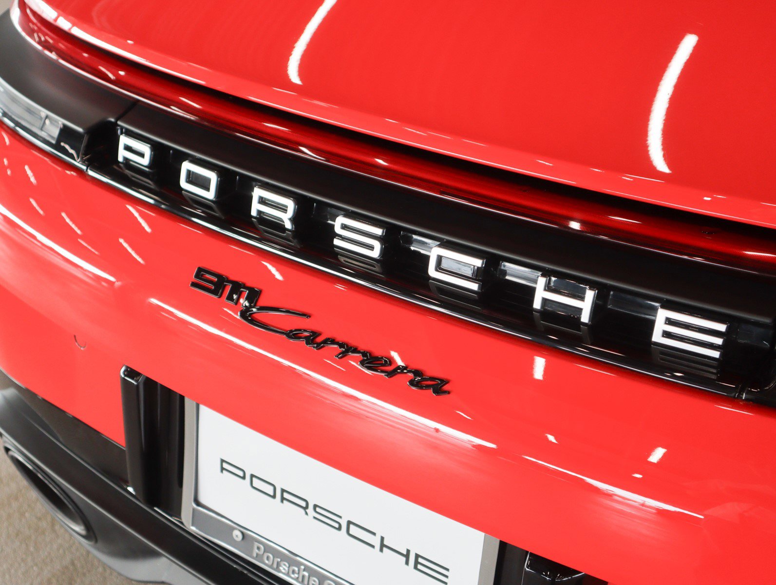 Certified 2025 Porsche 911 Carrera image 25