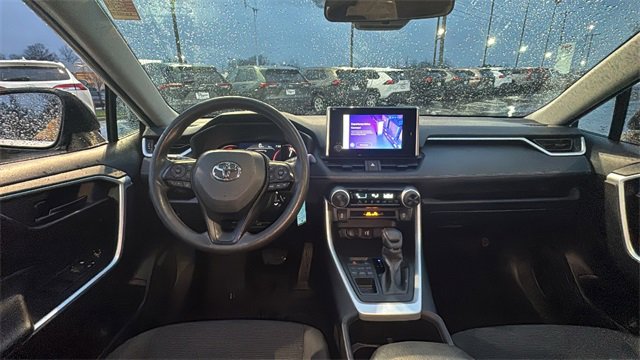 Used 2024 Toyota RAV4 LE image 9