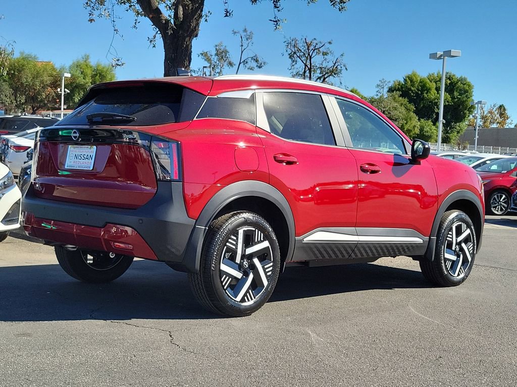 New 2026 Nissan Kicks SV w/ Illumination Package FWD image 2