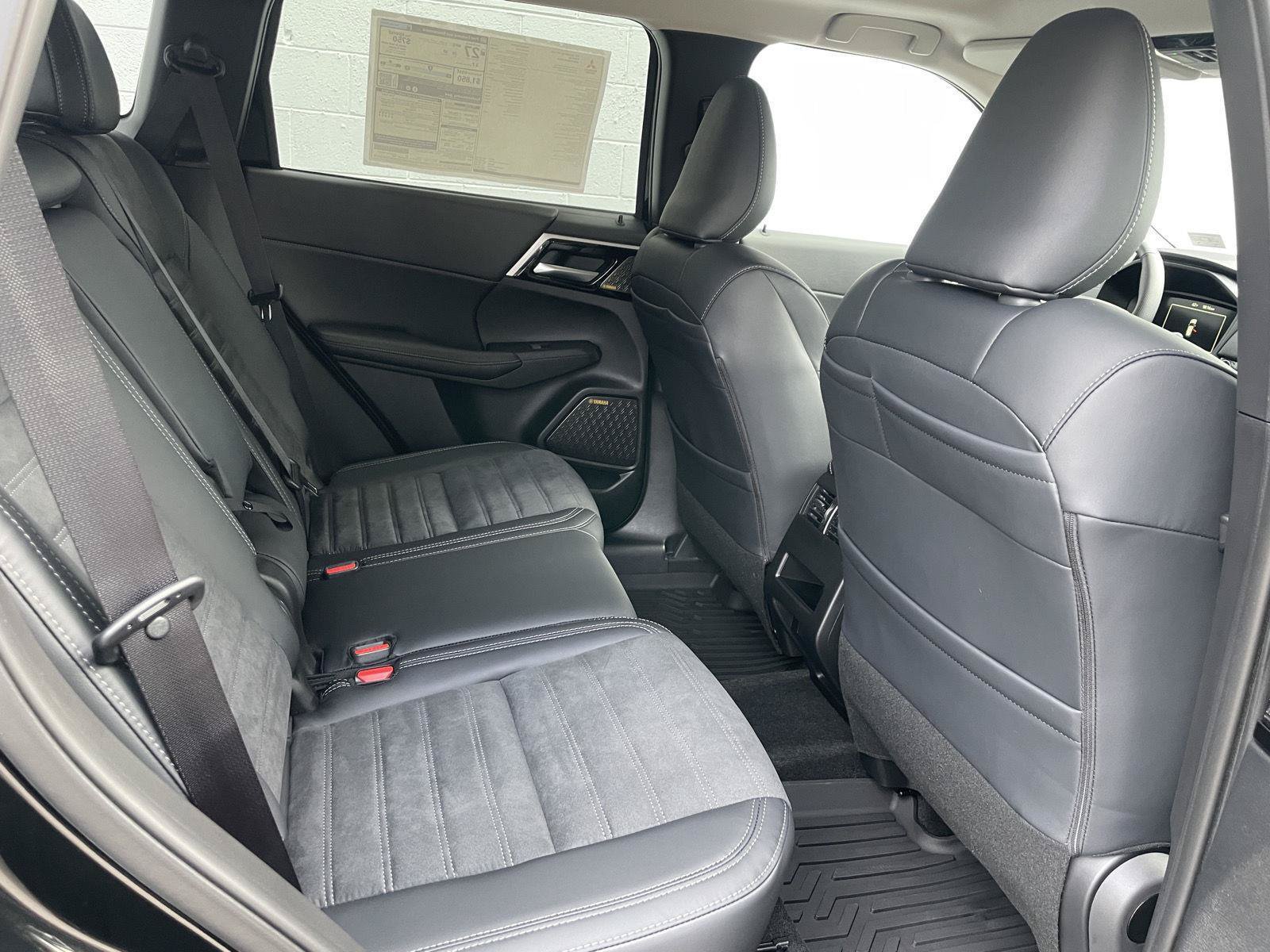 New 2026 Mitsubishi Outlander SE AWD/4WD image 14