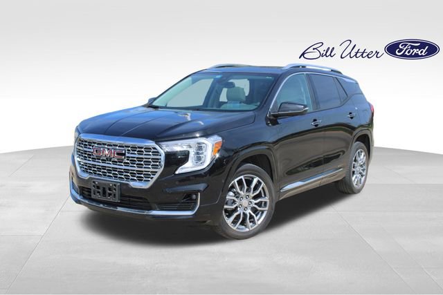 Used 2022 GMC Terrain Denali w/ Denali Premium Package image 1