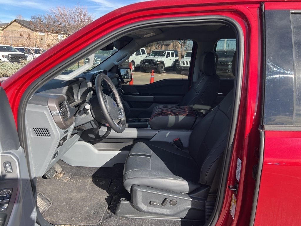 Used 2025 Ford F150 XLT w/ Equipment Group 302A MID image 7