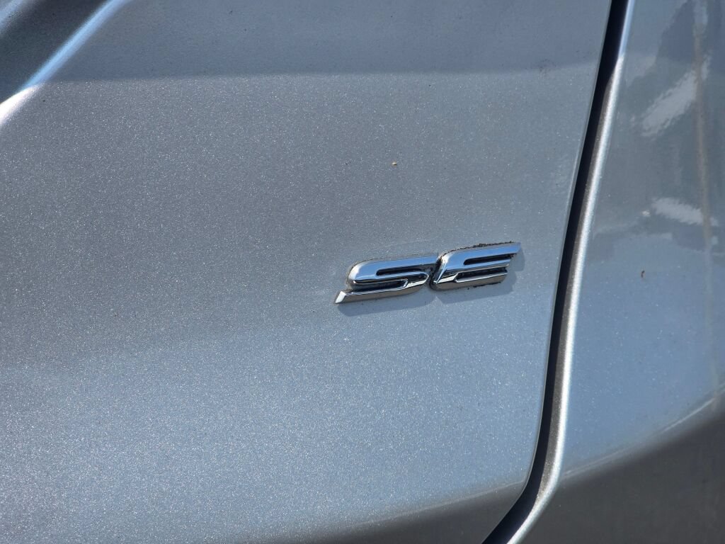 Used 2017 Ford Fusion Energi SE FWD image 15