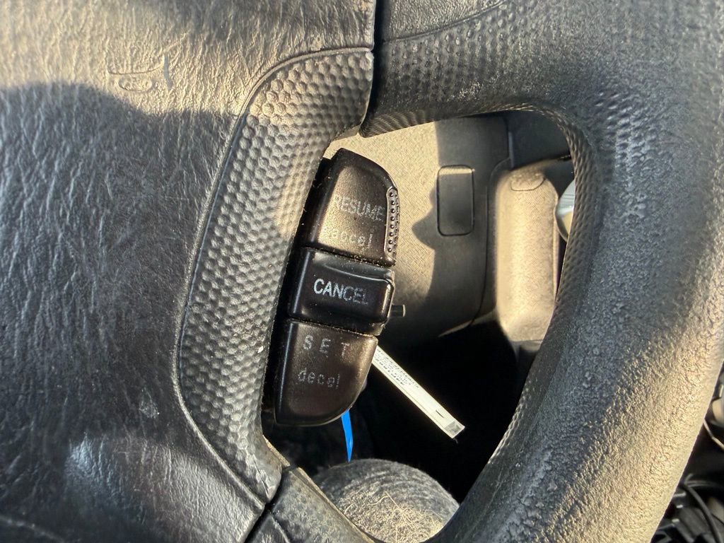 Used 2003 Honda CR-V LX image 11