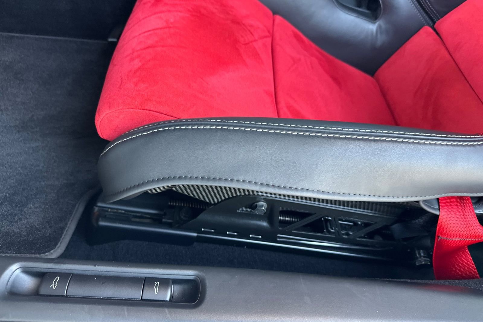Used 2011 Porsche 911 GT3 RS 4.0 RWD image 13