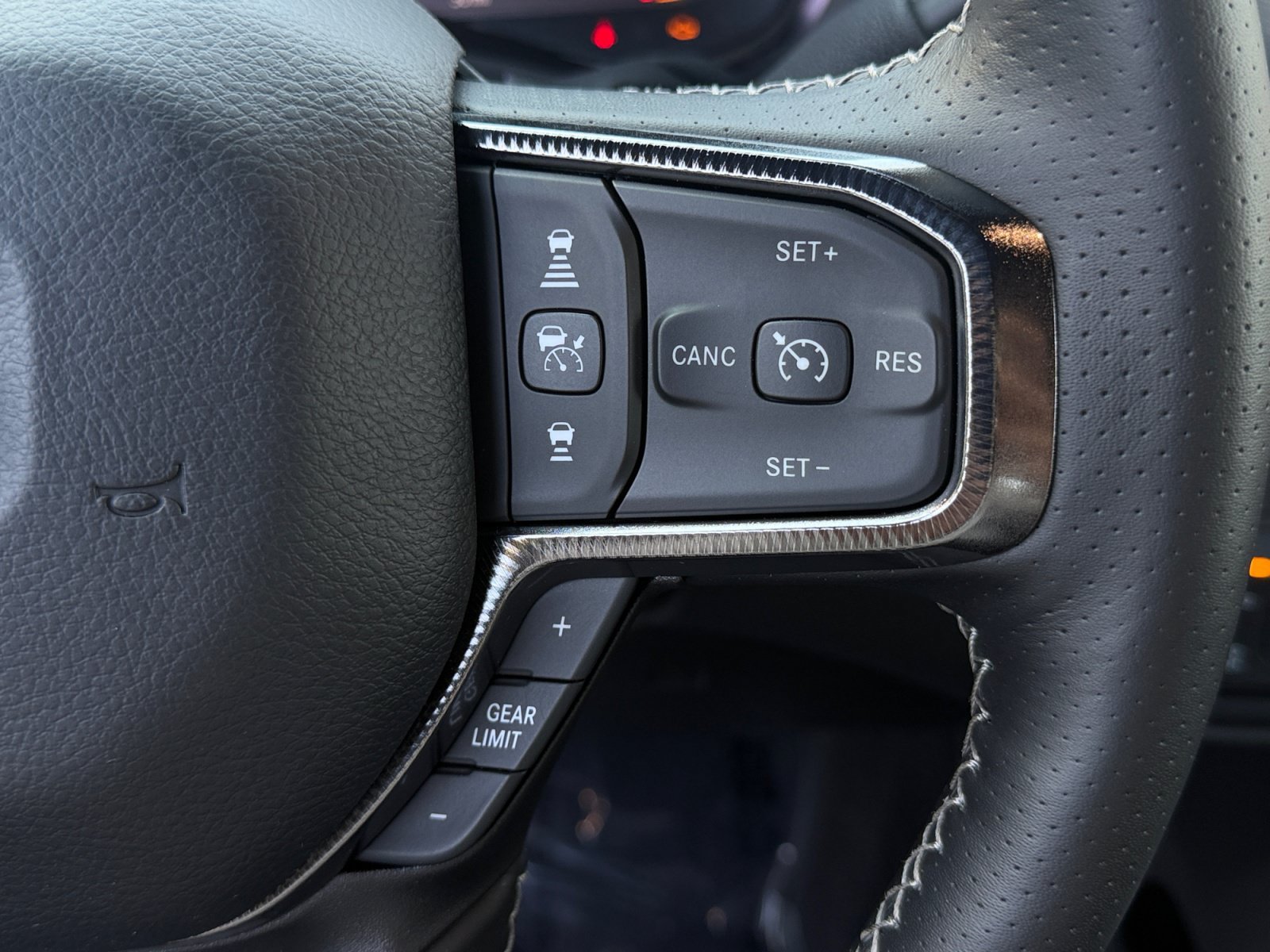 Used 2025 RAM 2500 Rebel w/ Rebel Level 2 Equipment Group AWD/4WD image 40
