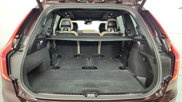 New 2026 Volvo XC90 B5 Plus w/ Protection Package Premier AWD/4WD image 44