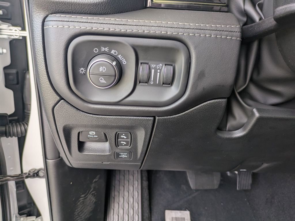 New 2026 RAM 1500 Limited image 24