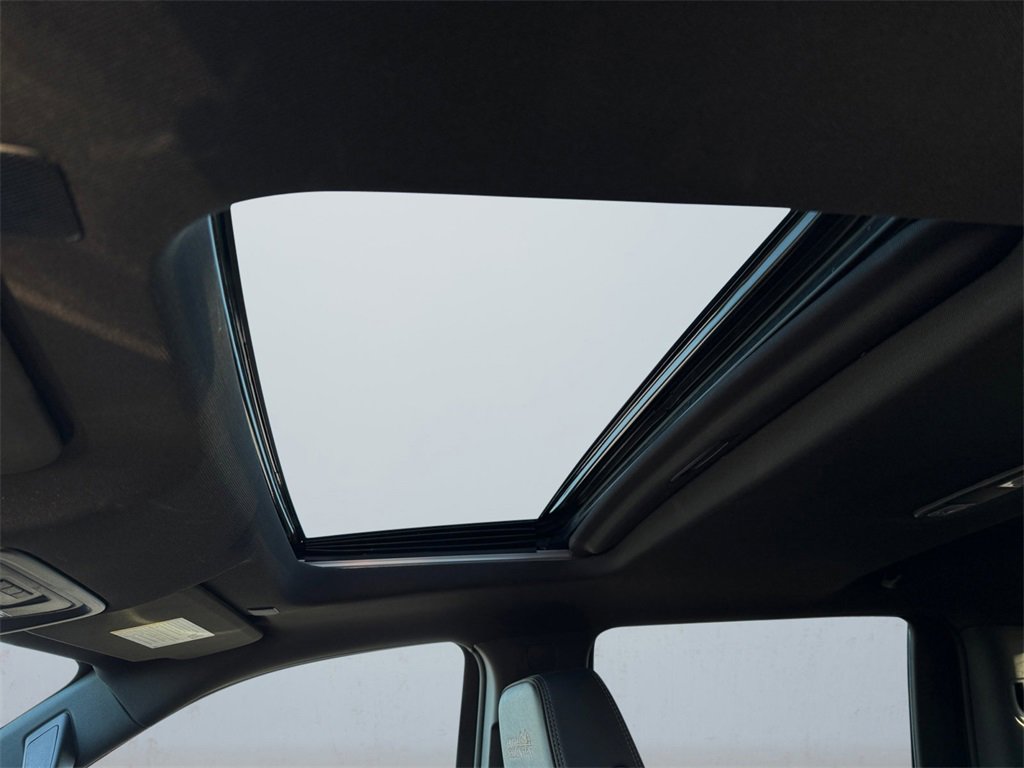 Certified 2024 Chevrolet Silverado 1500 High Country w/ High Country Premium Package image 25