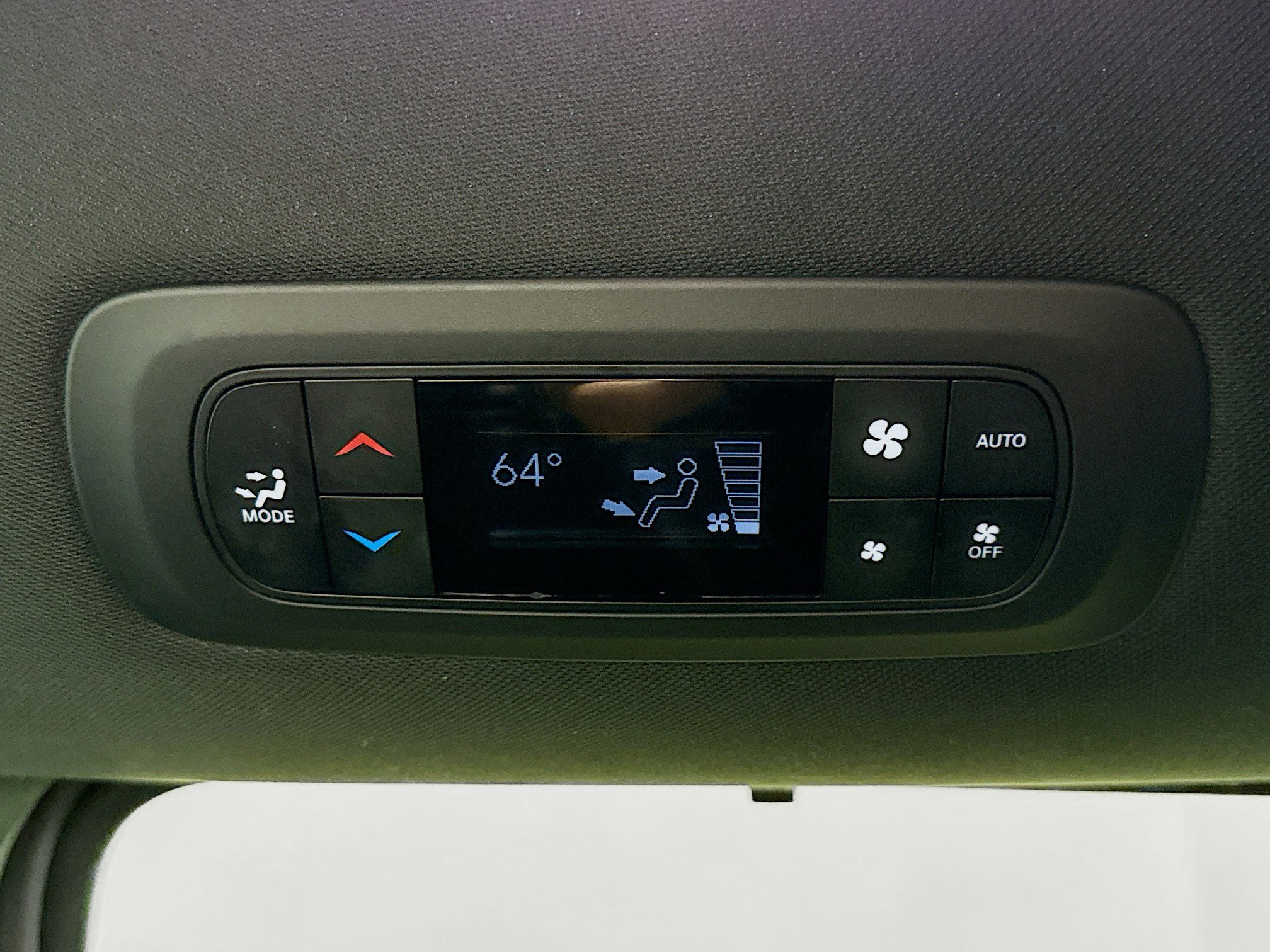 Used 2025 Chrysler Pacifica Select image 29