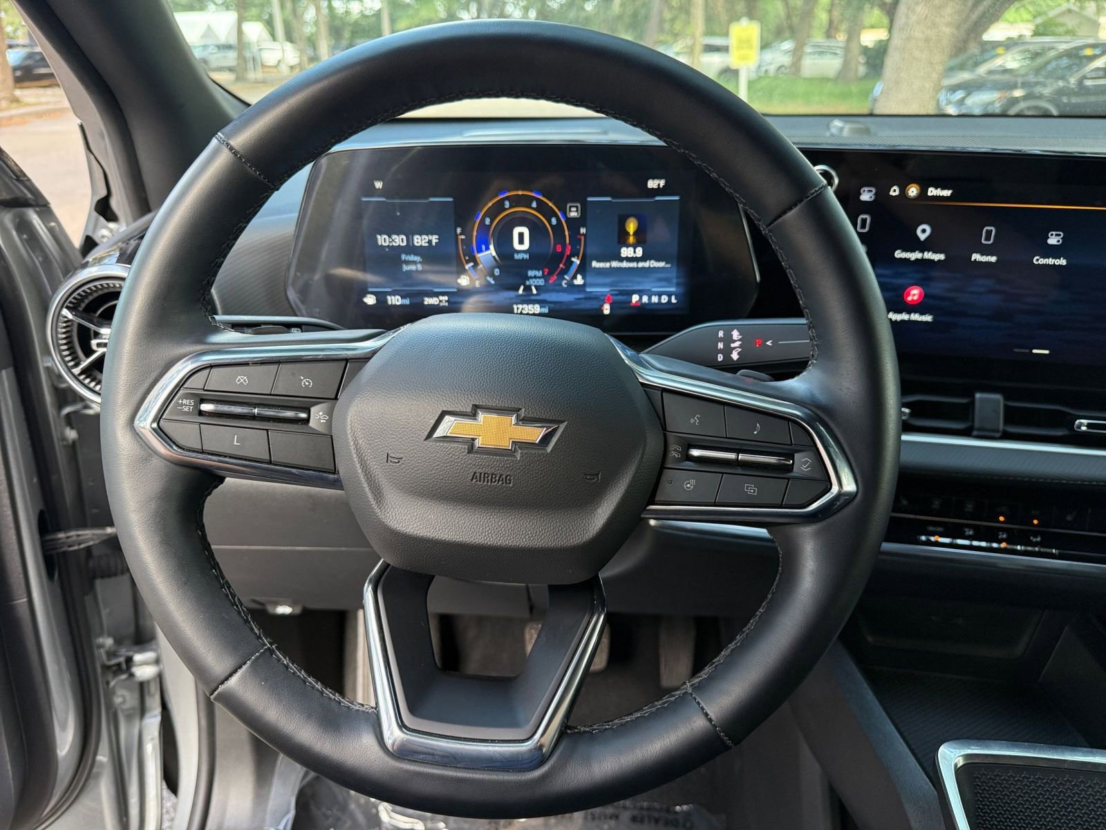 Used 2025 Chevrolet Equinox LT AWD/4WD image 25