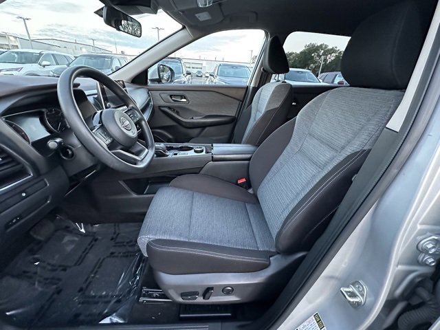 Certified 2023 Nissan Rogue SV image 18