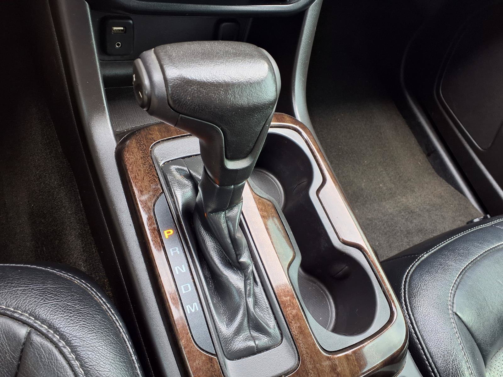 Used 2015 GMC Canyon SLE RWD image 12