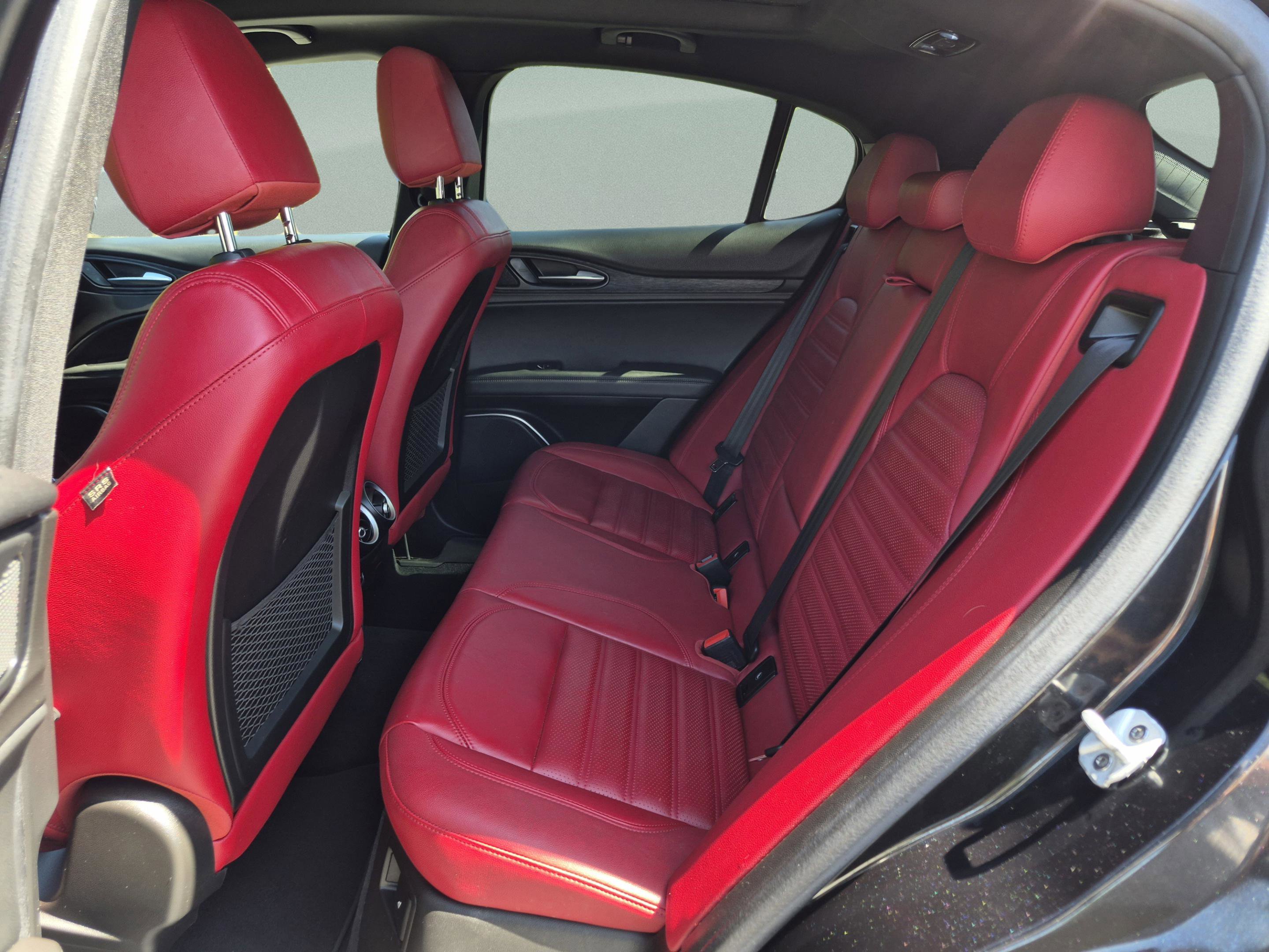 Used 2022 Alfa Romeo Stelvio Sprint RWD image 22
