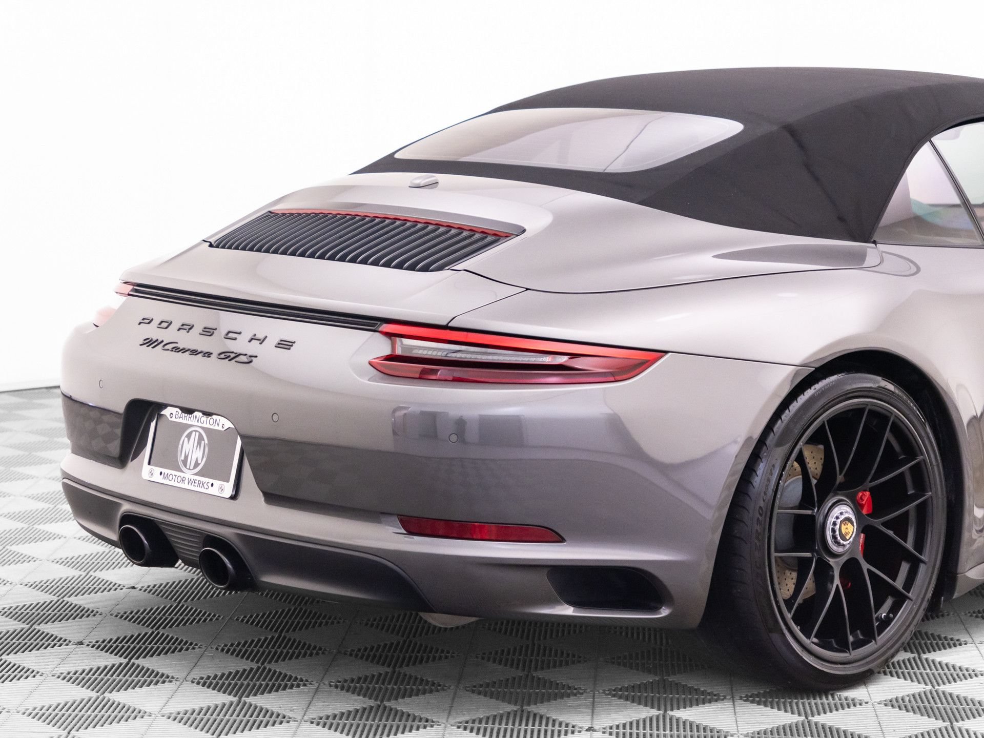 Used 2018 Porsche 911 Carrera GTS RWD image 31