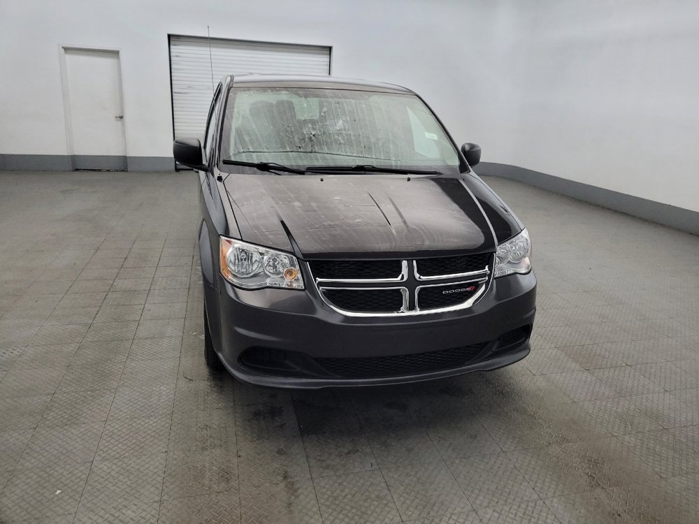 Used 2018 Dodge Grand Caravan SE FWD image 14
