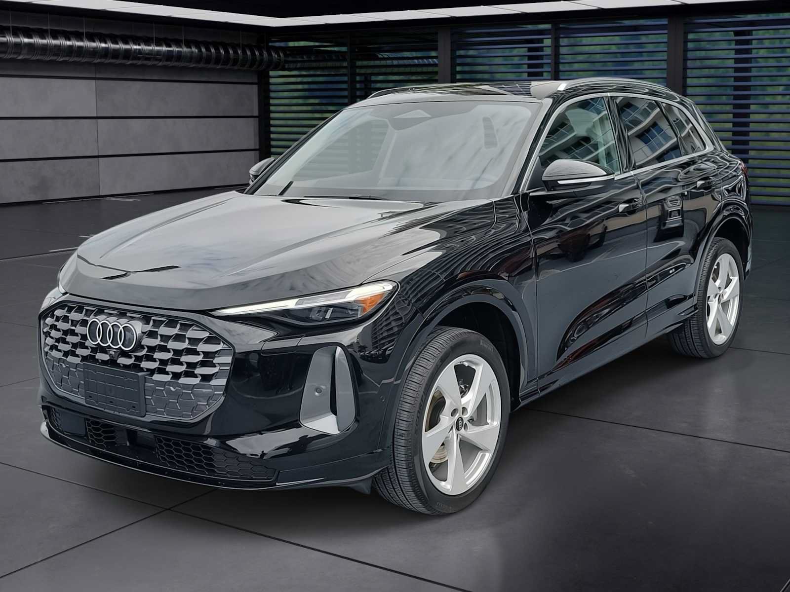 Certified 2025 Audi Q5 Premium Plus