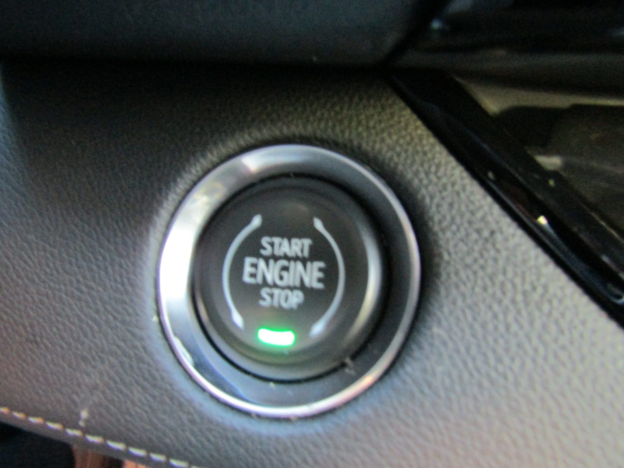 Used 2025 Buick Enclave Sport Touring AWD/4WD image 35