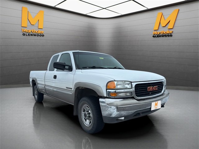 Used 2000 GMC Sierra 2500 SLE image 2