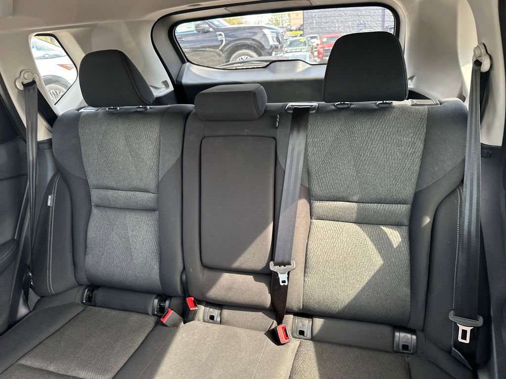 Used 2025 Nissan Rogue SV image 23