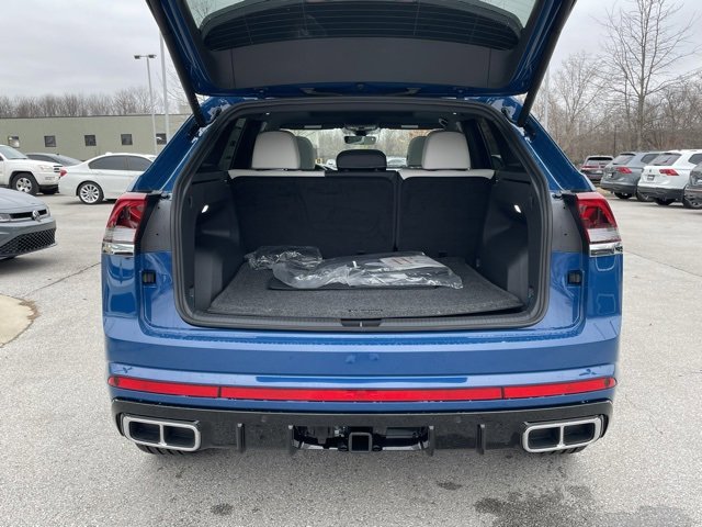New 2025 Volkswagen Atlas Cross Sport SEL Premium R-Line image 25