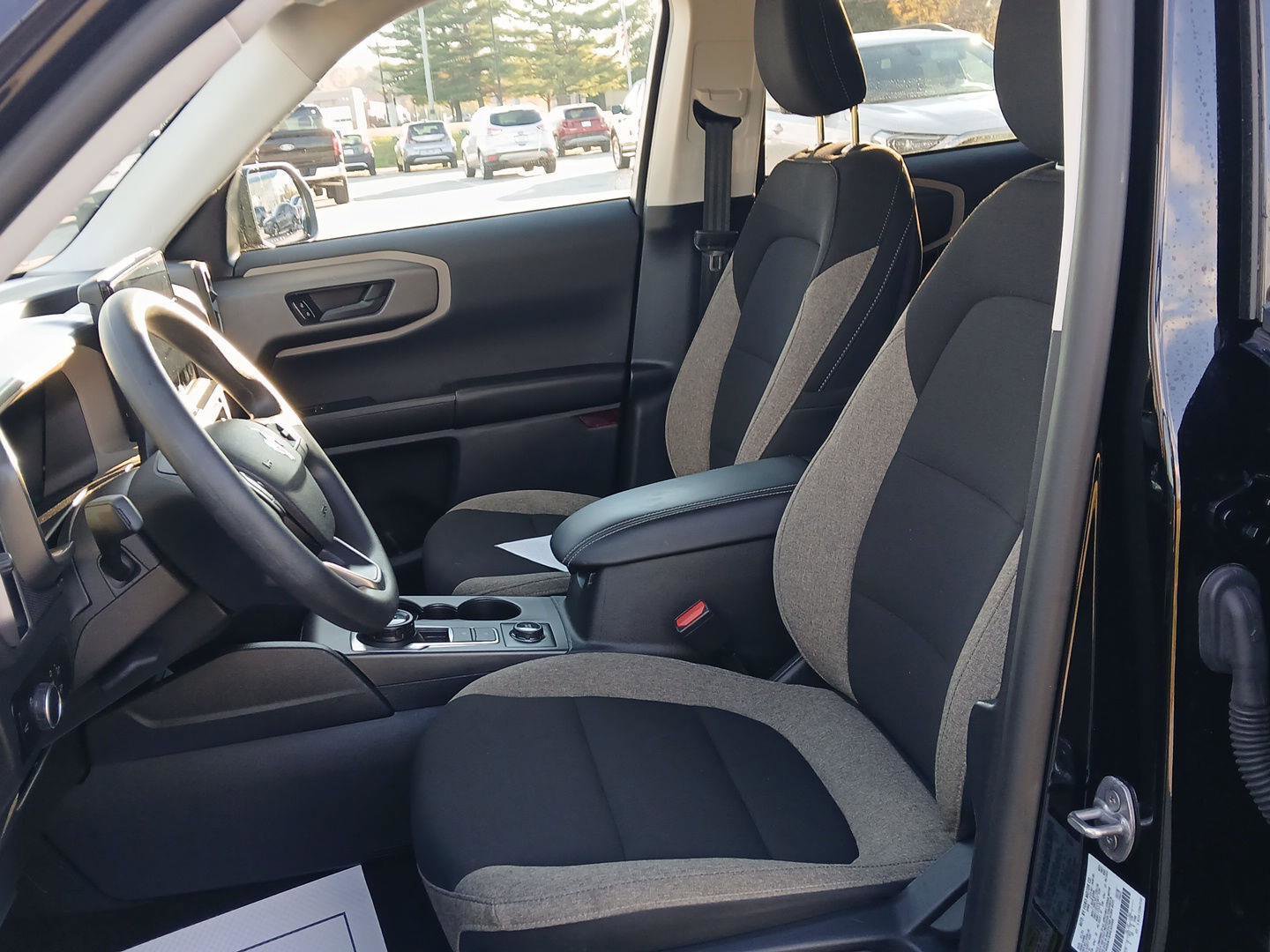 Used 2025 Ford Bronco Sport Big Bend image 23