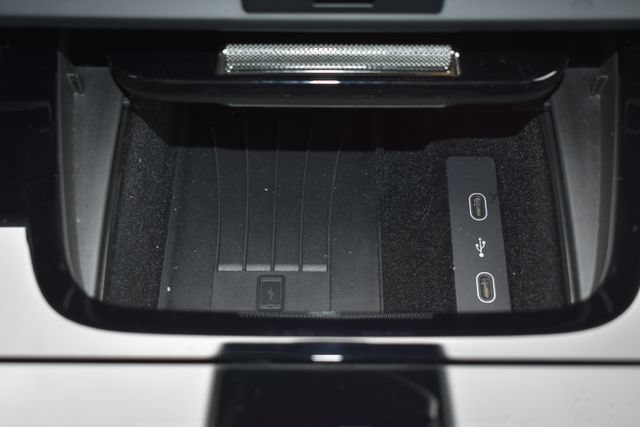 Used 2026 Porsche Cayenne AWD/4WD image 38