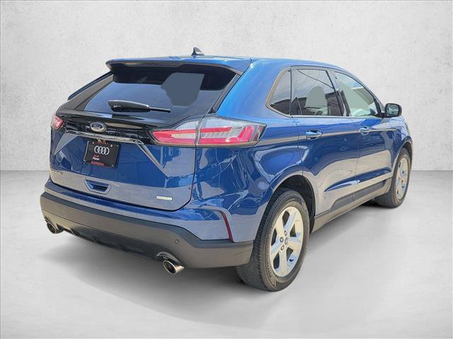 Used 2020 Ford Edge SE FWD image 3