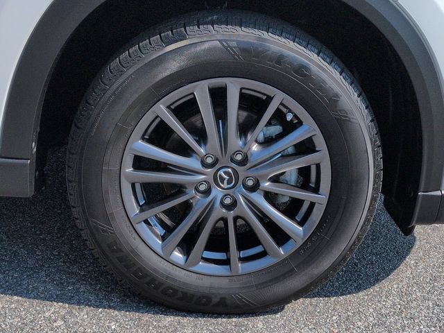 Used 2020 MAZDA CX-5 Touring FWD image 11