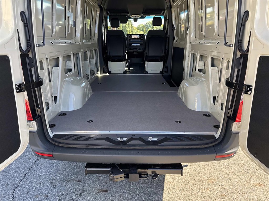 New 2026 Mercedes-Benz Sprinter 144 Cargo image 15