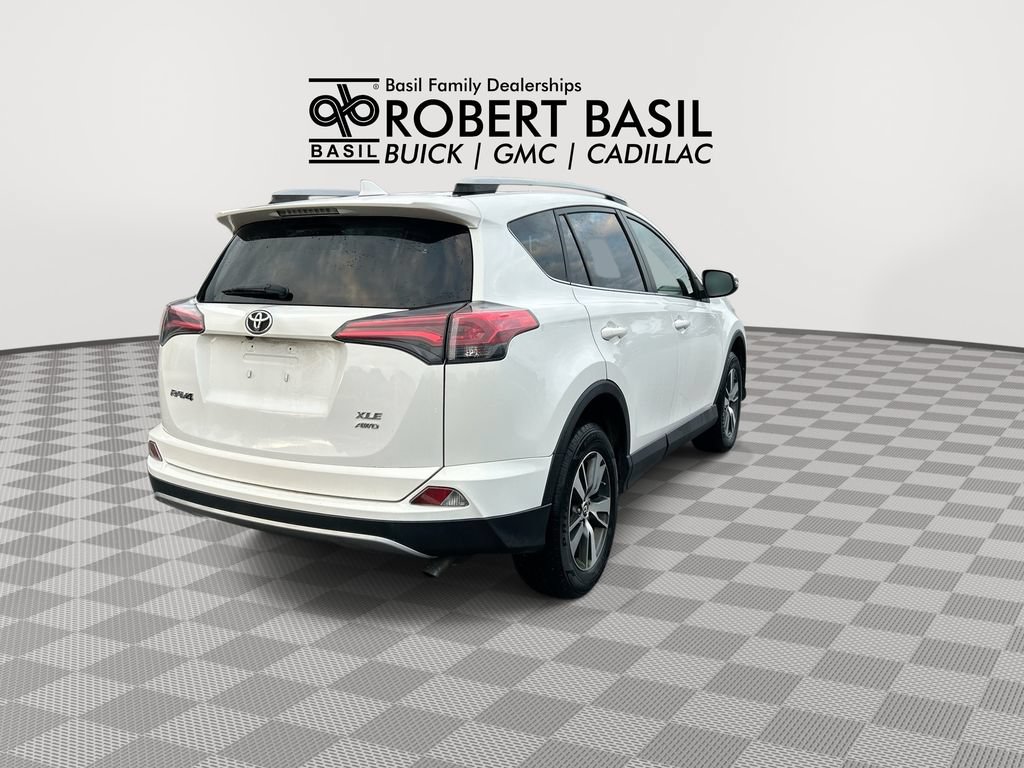 Used 2017 Toyota RAV4 XLE w/ Plus Extra Value Package AWD/4WD image 8