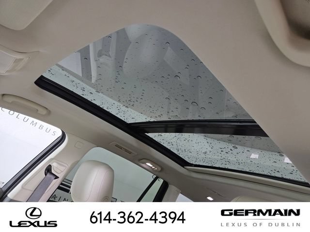Used 2023 Cadillac XT6 Premium Luxury w/ Technology Package FWD image 30