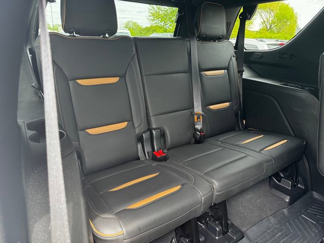 Used 2021 GMC Yukon AT4 w/ LPO, Illumination Package AWD/4WD image 17