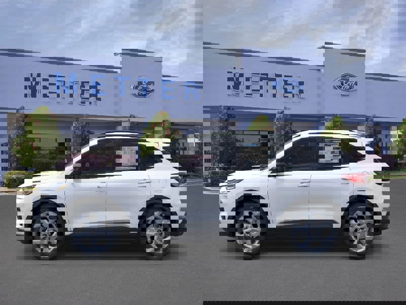 New 2025 Ford Escape ST-Line w/ Tech Pack #1 image 4