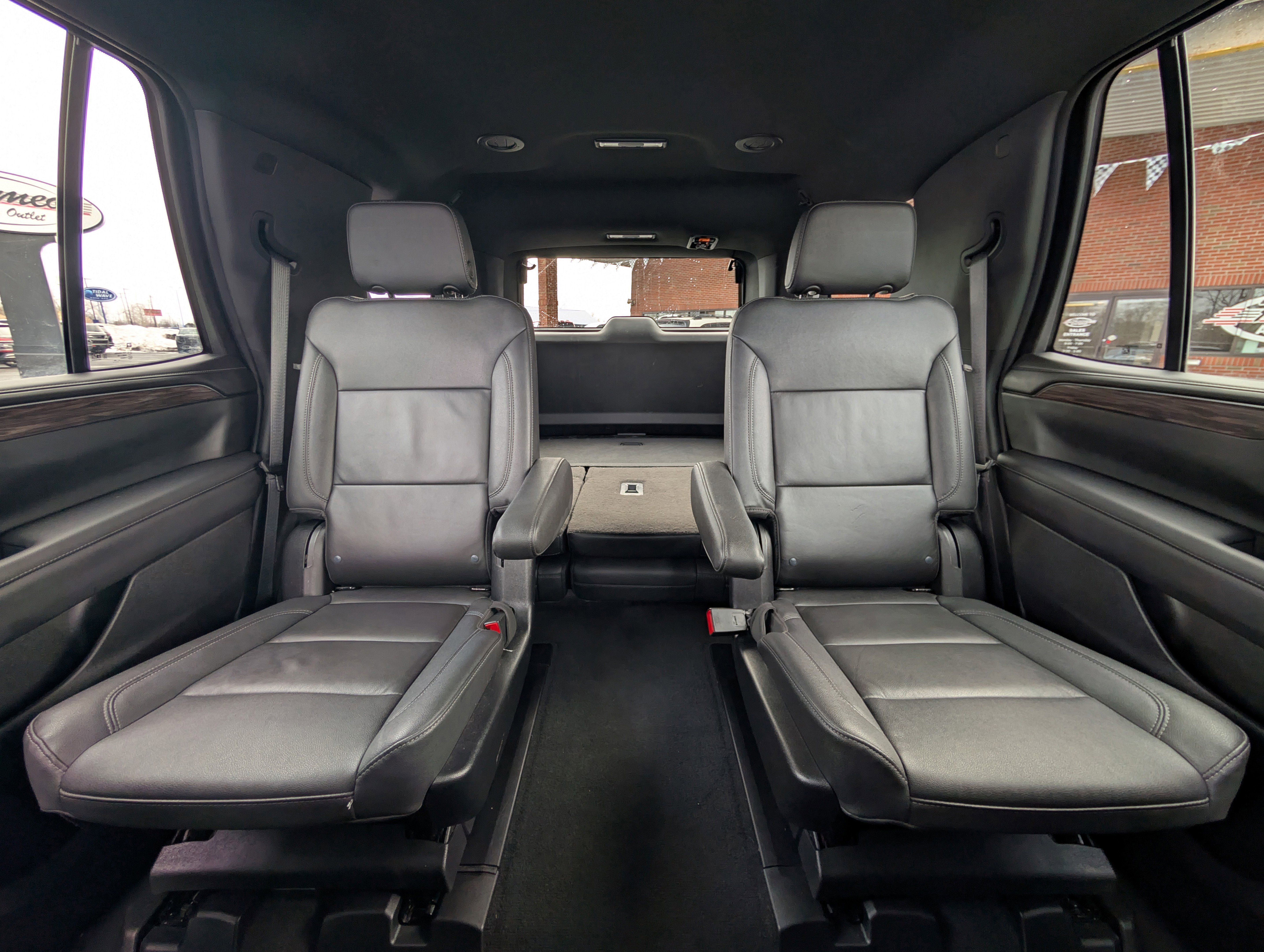 Used 2022 Chevrolet Tahoe LT image 36