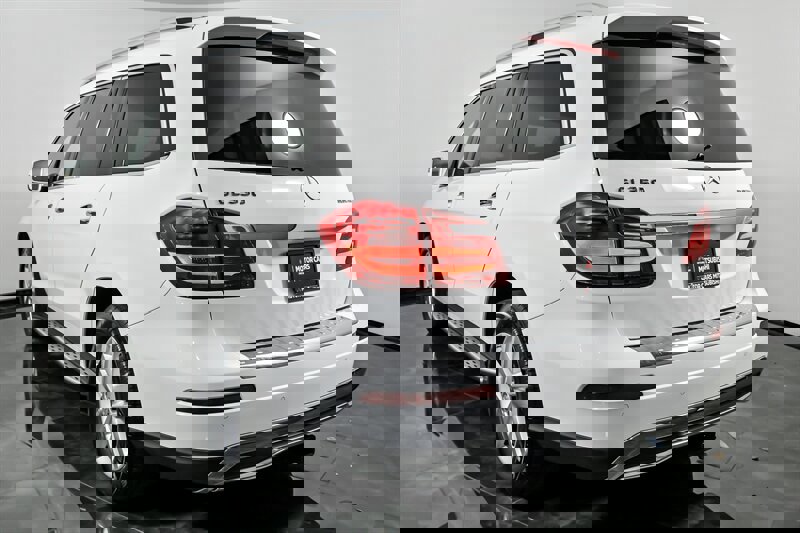 Used 2016 Mercedes-Benz GL 320 BlueTEC 4MATIC image 8