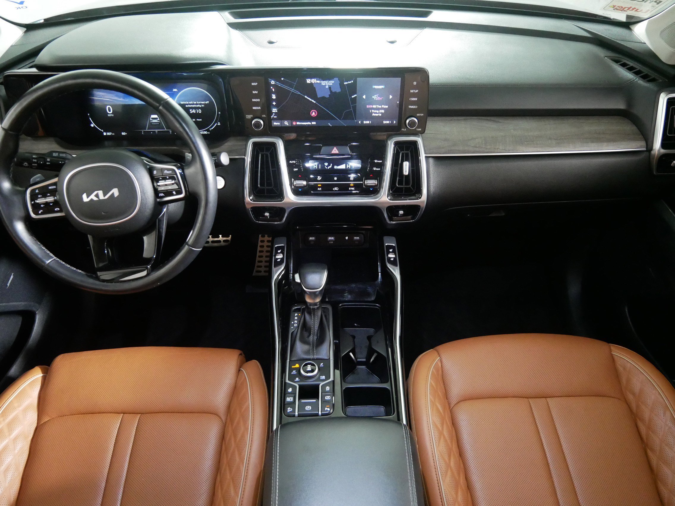 Used 2022 Kia Sorento SX Prestige w/ Rust Color Package image 10