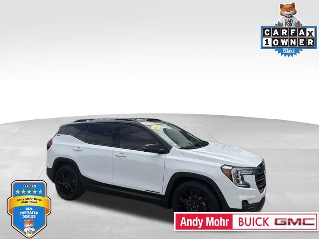 Used 2023 GMC Terrain SLT w/ Tech Package FWD image 1