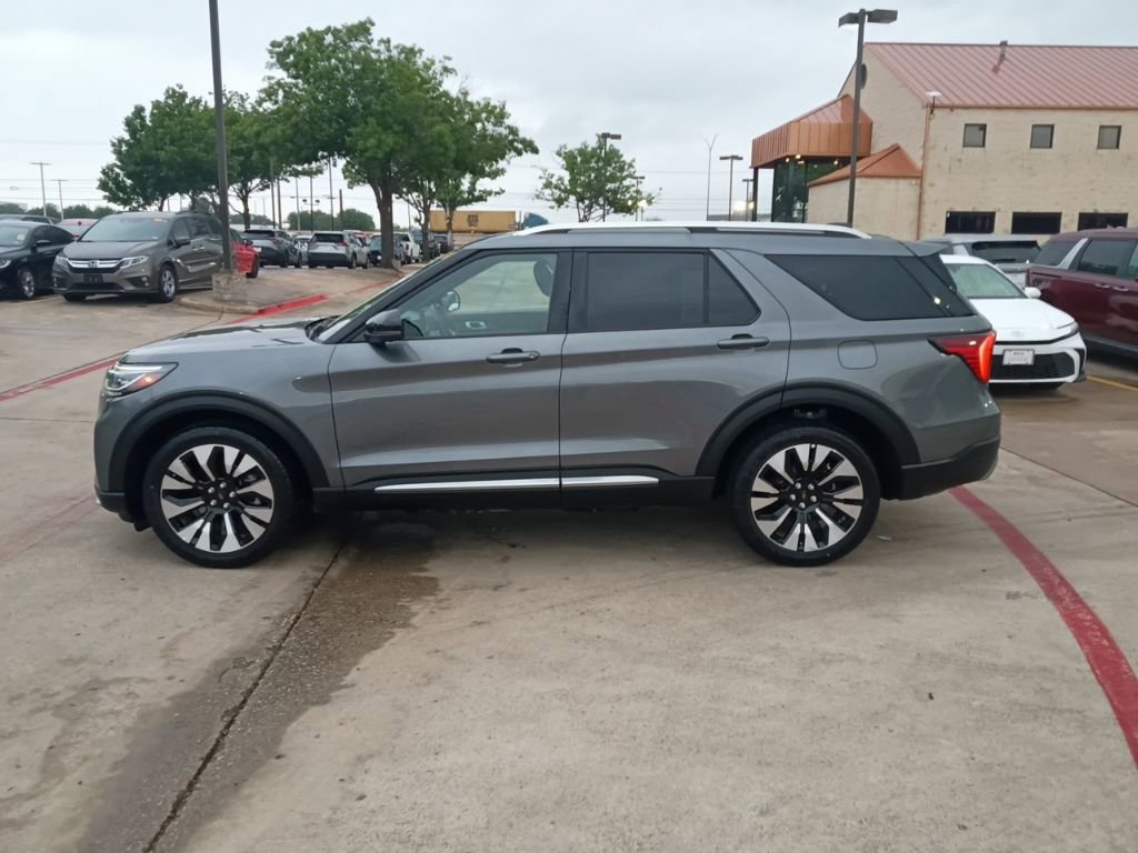 Used 2025 Ford Explorer Platinum w/ LUX Leather Package image 4