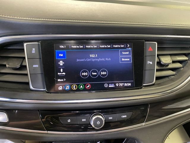 Used 2021 Buick Enclave Essence w/ Sound and Sites Package AWD/4WD image 21
