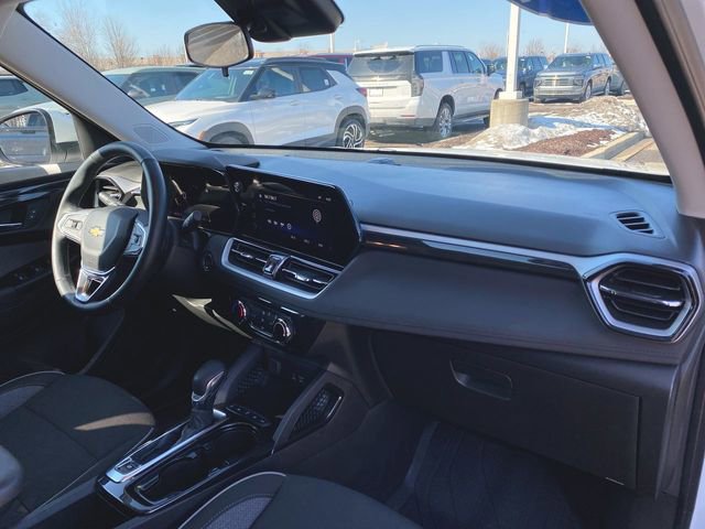 Used 2024 Chevrolet TrailBlazer LT w/ LT Cold Weather Package image 26