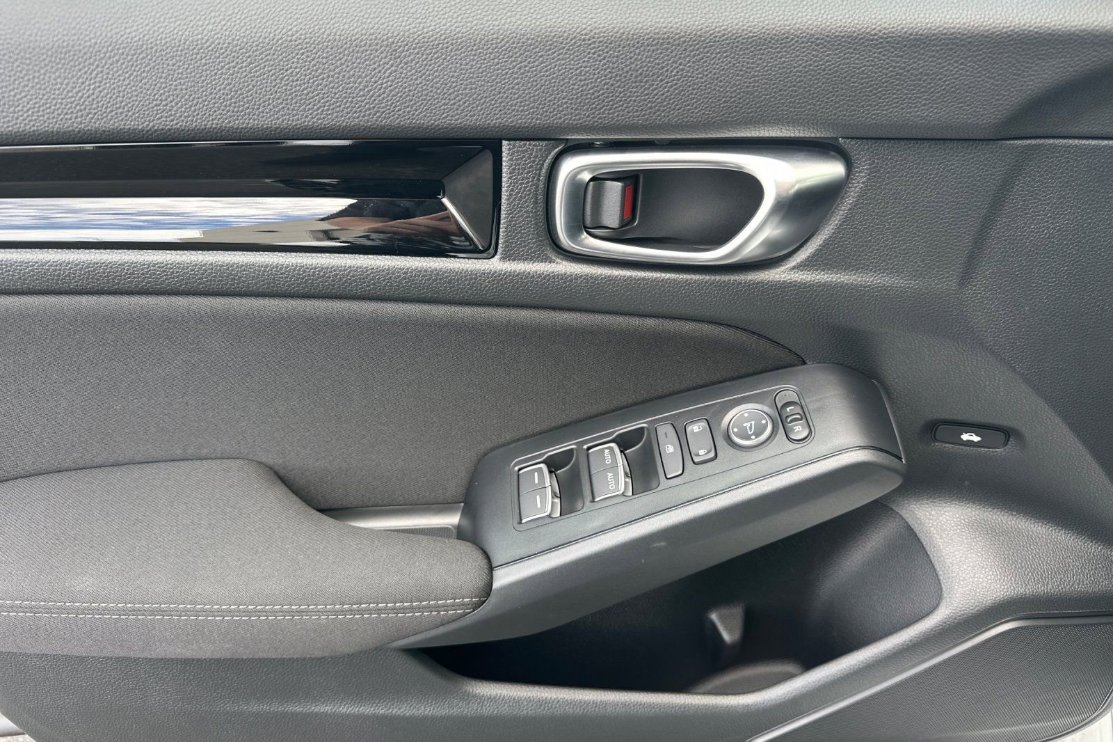 Used 2026 Honda Civic Sport image 10