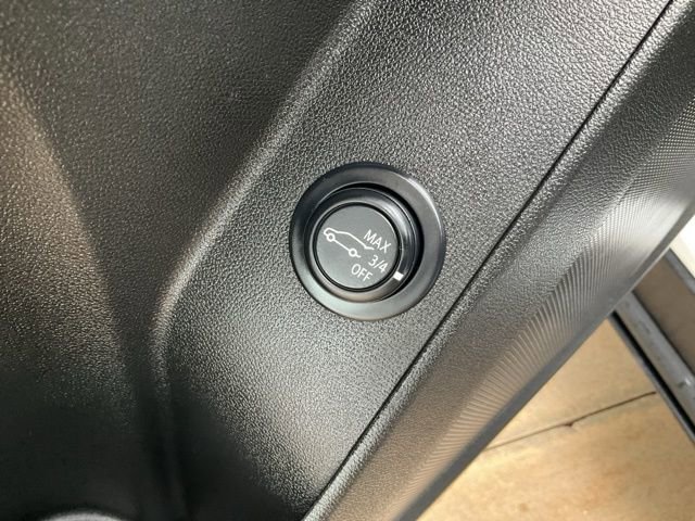 Used 2023 Chevrolet Equinox LT image 6