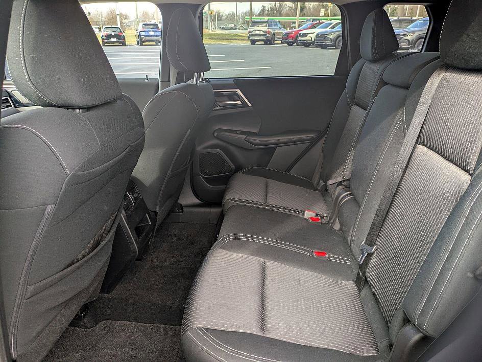 Used 2022 Mitsubishi Outlander ES image 22